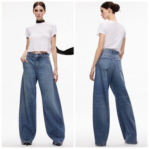 ALICE + OLIVIA Women’s Size 31 Avery Blue Wash Parker Low Rise Balloon Leg Jeans